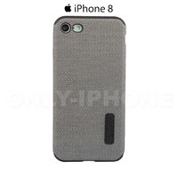 Coque iPhone 8 souple effet tissu Gris